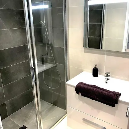 T2 Moderne Avec Jardin Apartmán