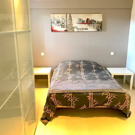 Apartmán T2 Moderne Avec Jardin *